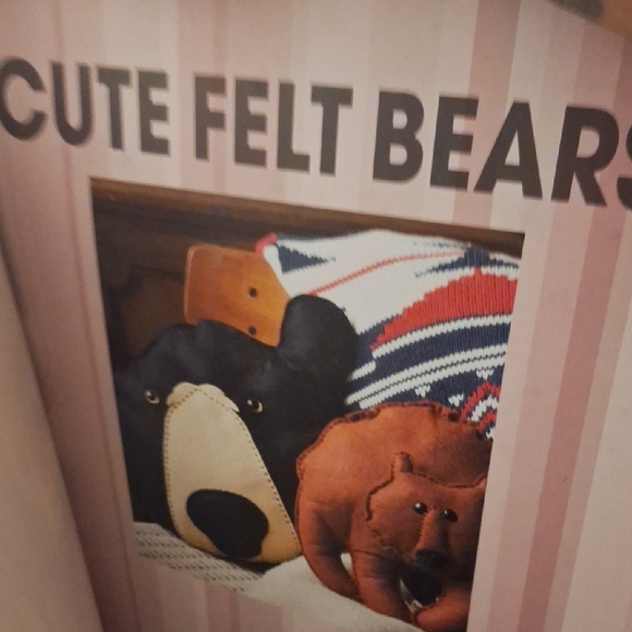 Cute Felt Bears Craft Book - Picture 6 of 10